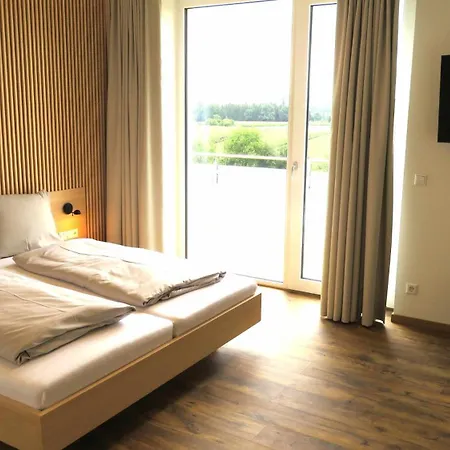 Hasen Hotel 3*