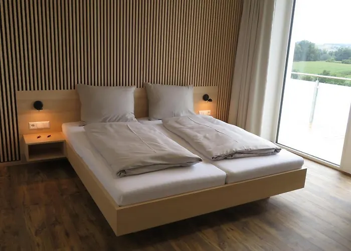 Hasen Отель Берг-бай-Равенсбург